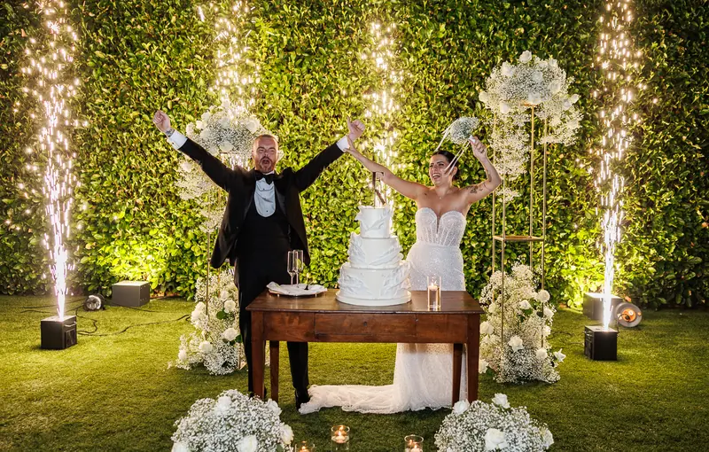 Fabiana e Nicola a Villa Toscanini – la torta e le fontane di luce, foto 2