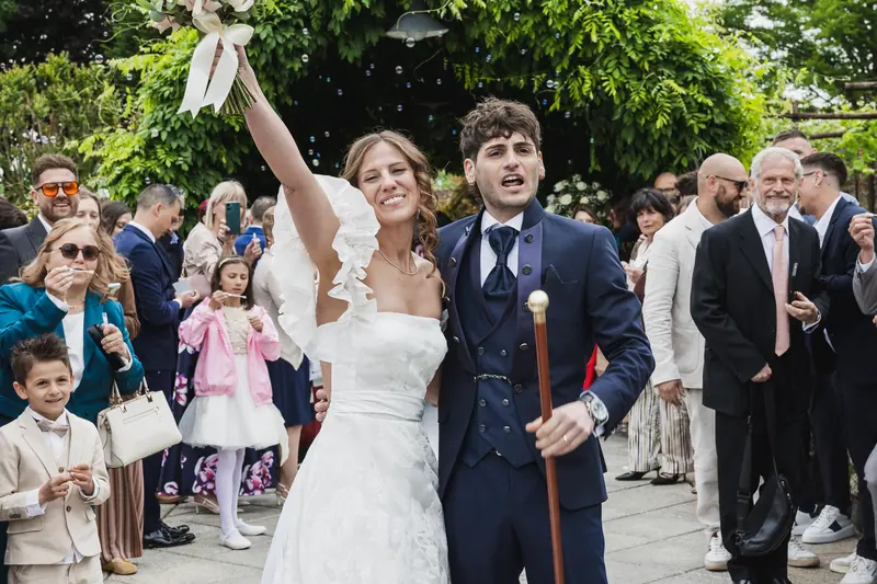 Elena e Dylan a Villa Valenca – auguri e fumogeni colorati, foto 3