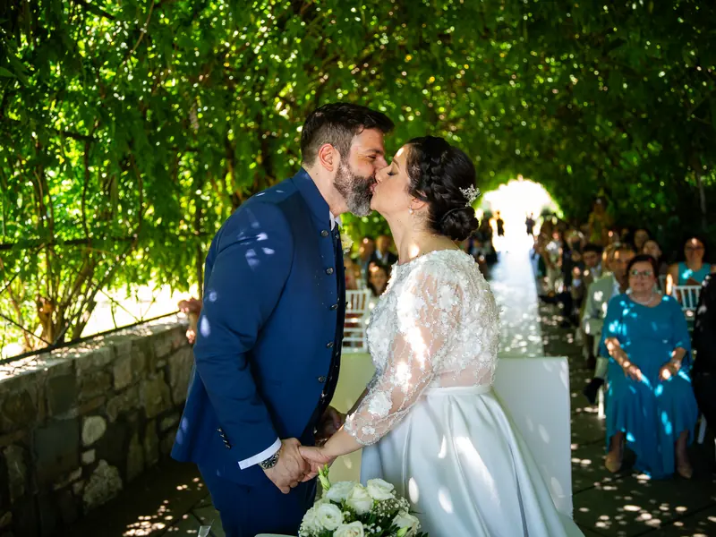 Gerta e Luca a Villa Valenca – la cerimonia sotto il pergolato, foto 15