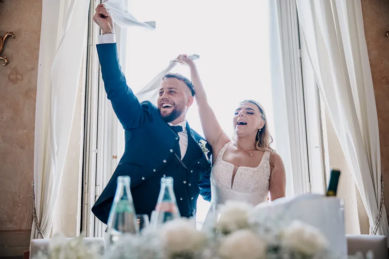 Josephine e Alex a Villa Zaccaria – l’ingresso nel salone, foto 3