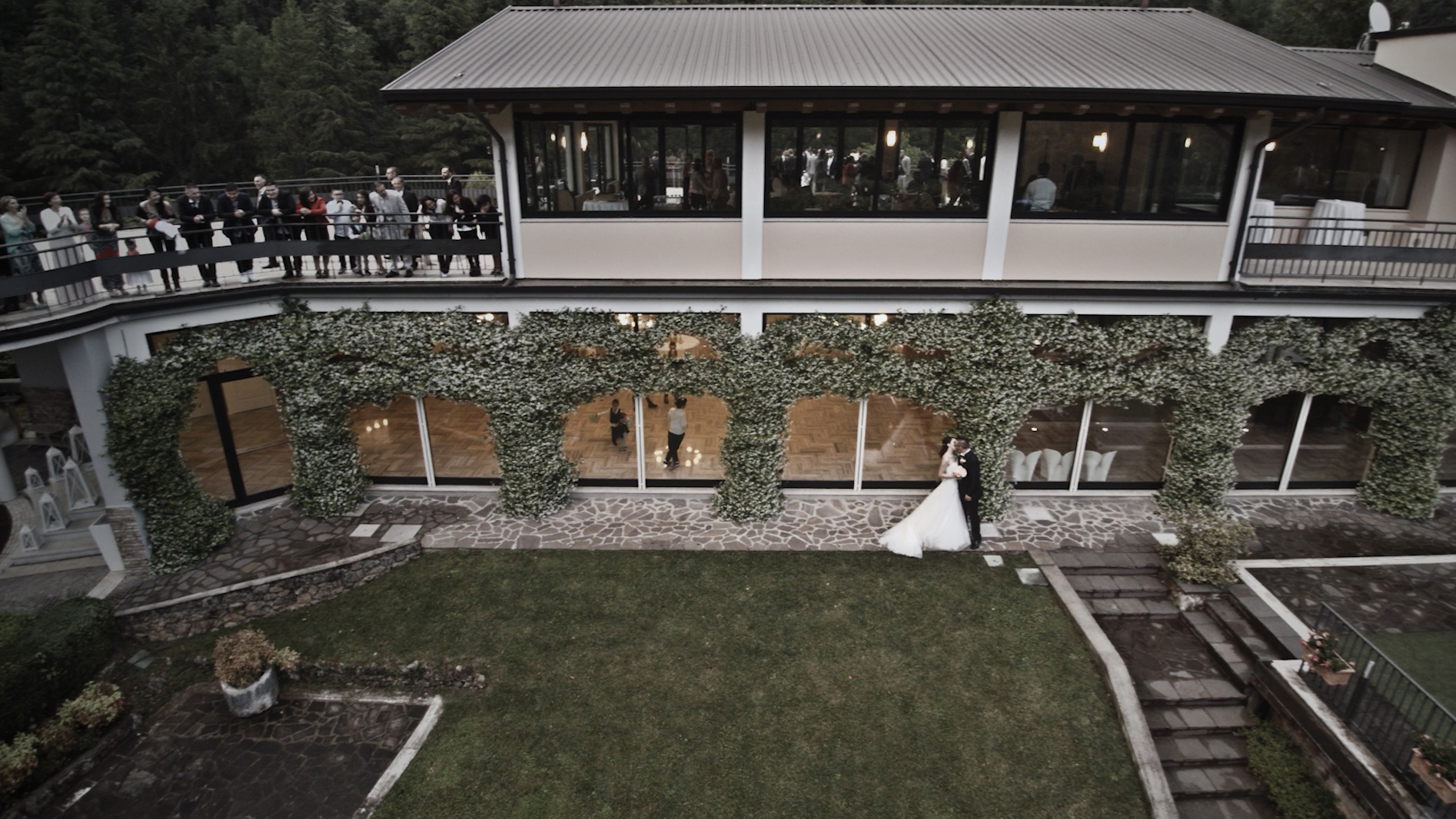 Costo-Drone-matrimonio.jpg