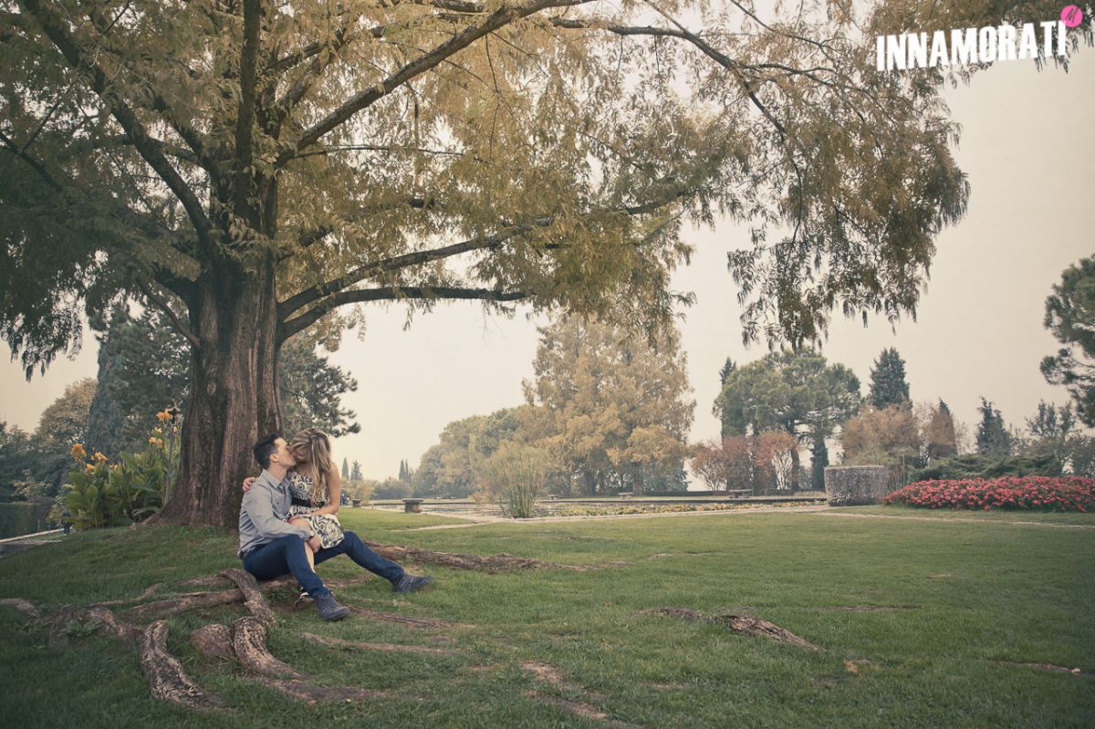 Love session Fotografo prematrimoniale, love session, parco sigurtà, innamorati