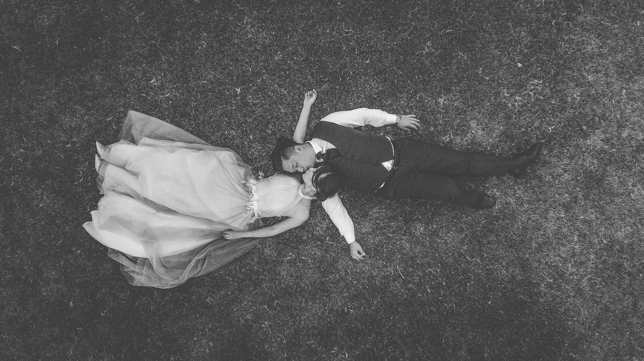 sposi bacio foto con drone brescia video matrimoniale 4k con drone brescia