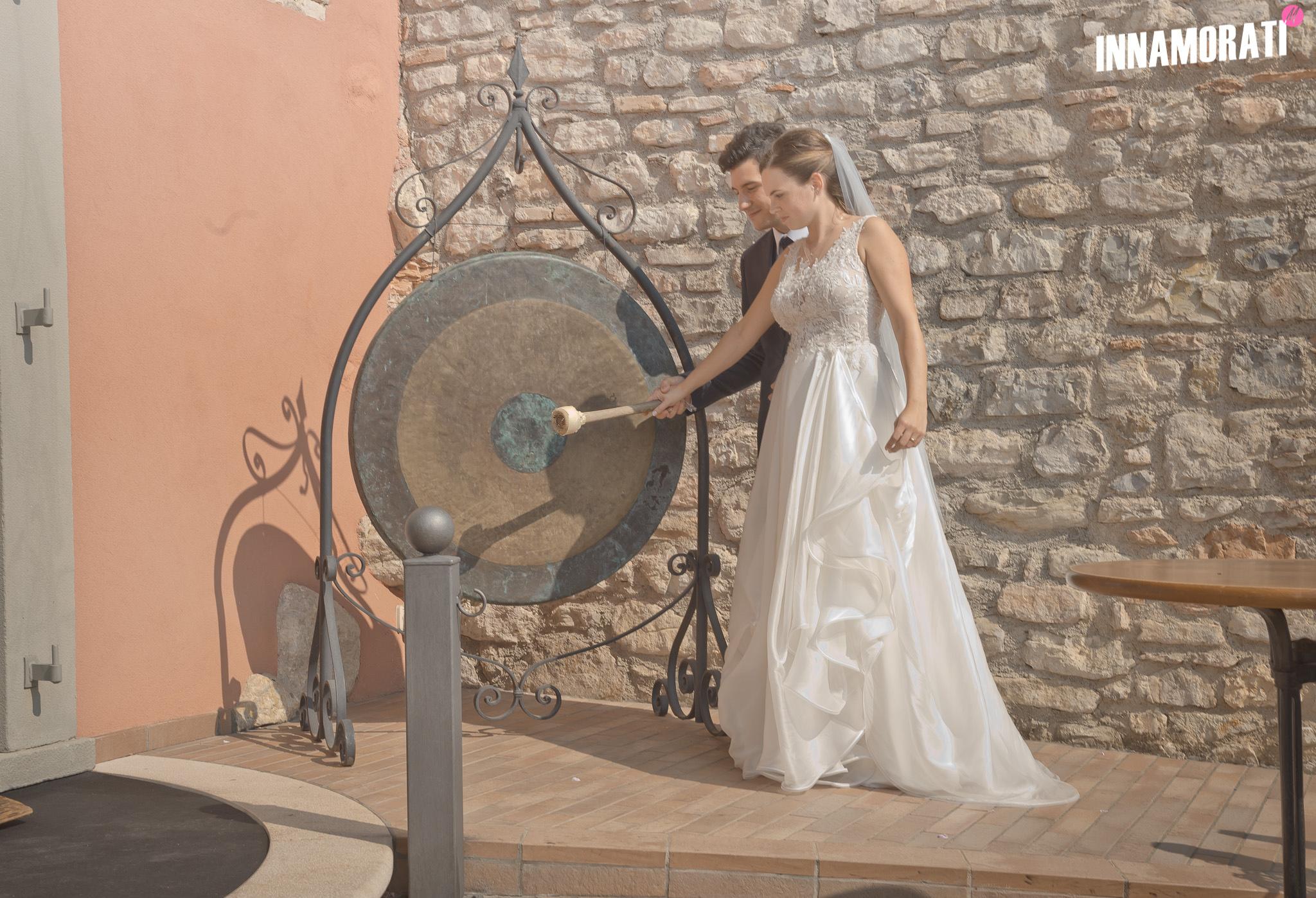 sposi suono del gong