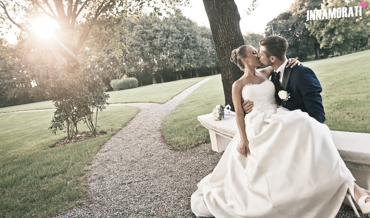 Calcio Bacio Sposi By Innamorati