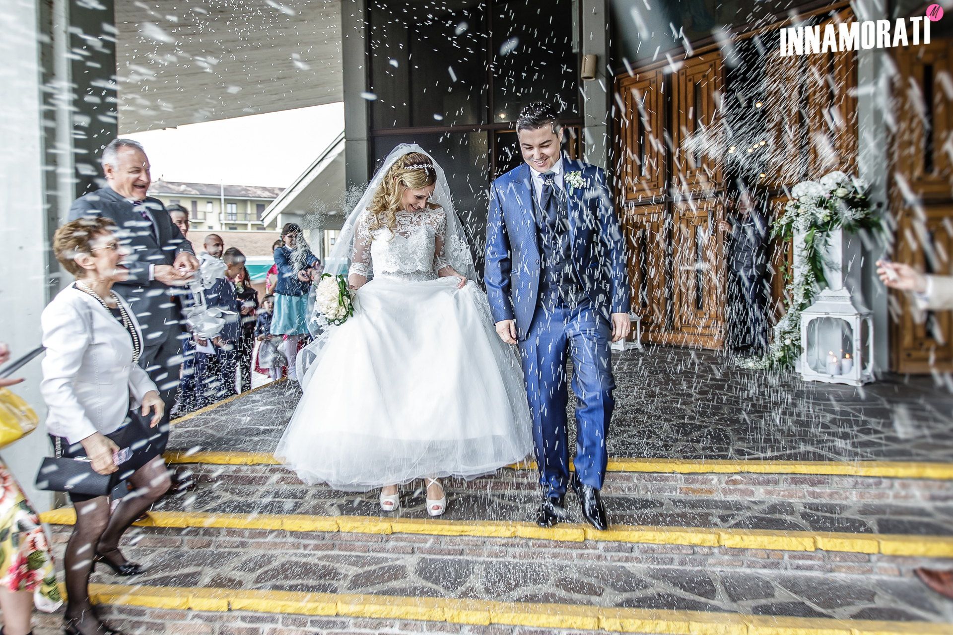 Bussero uscita chiesa By Innamorati