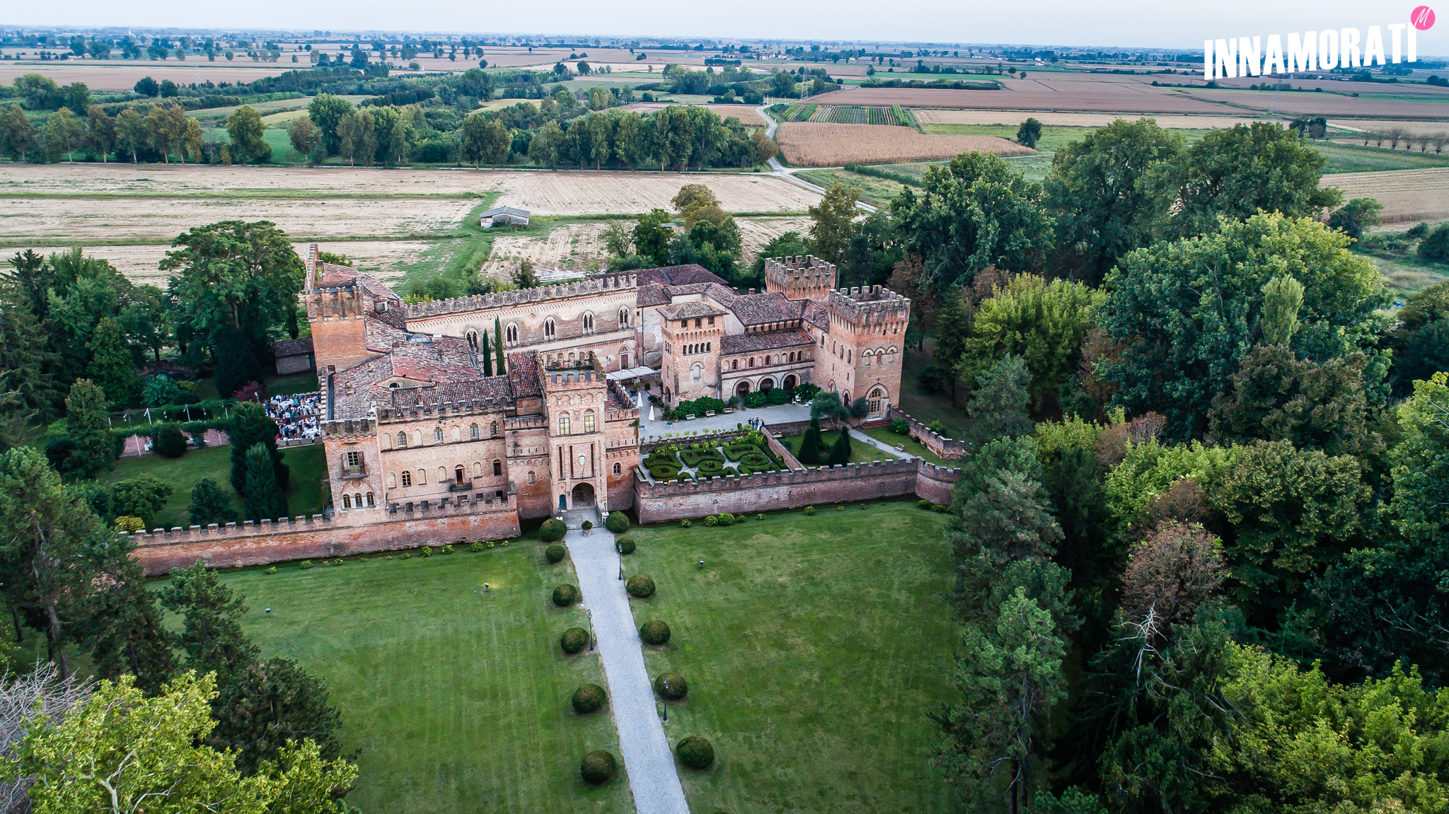 Castello San Lorenzo de Picenardi (1).jpg