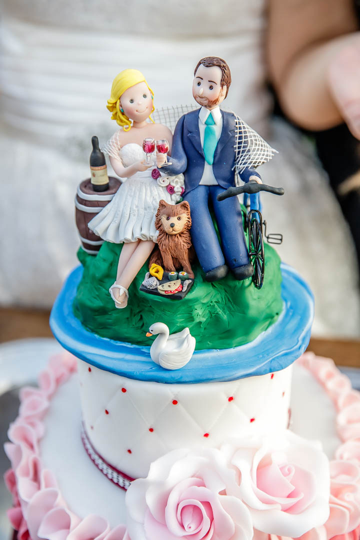 Monte Isola torta matrimonio.jpg