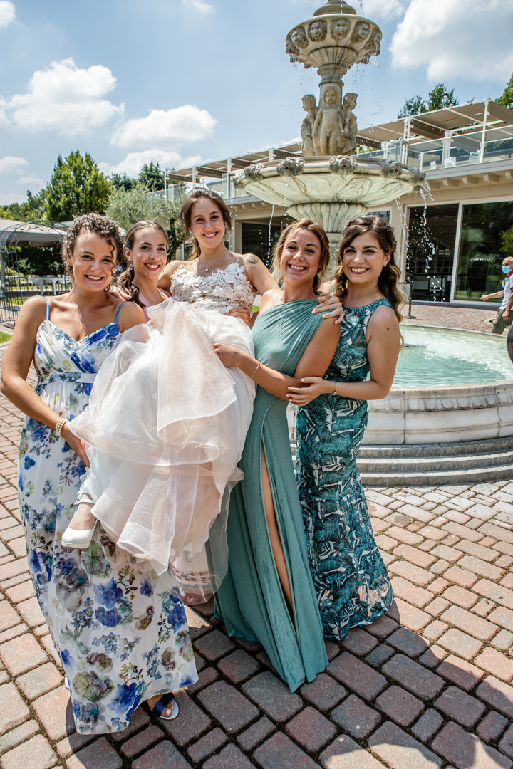 Pessano con Bornago amiche sposa By Innamorati