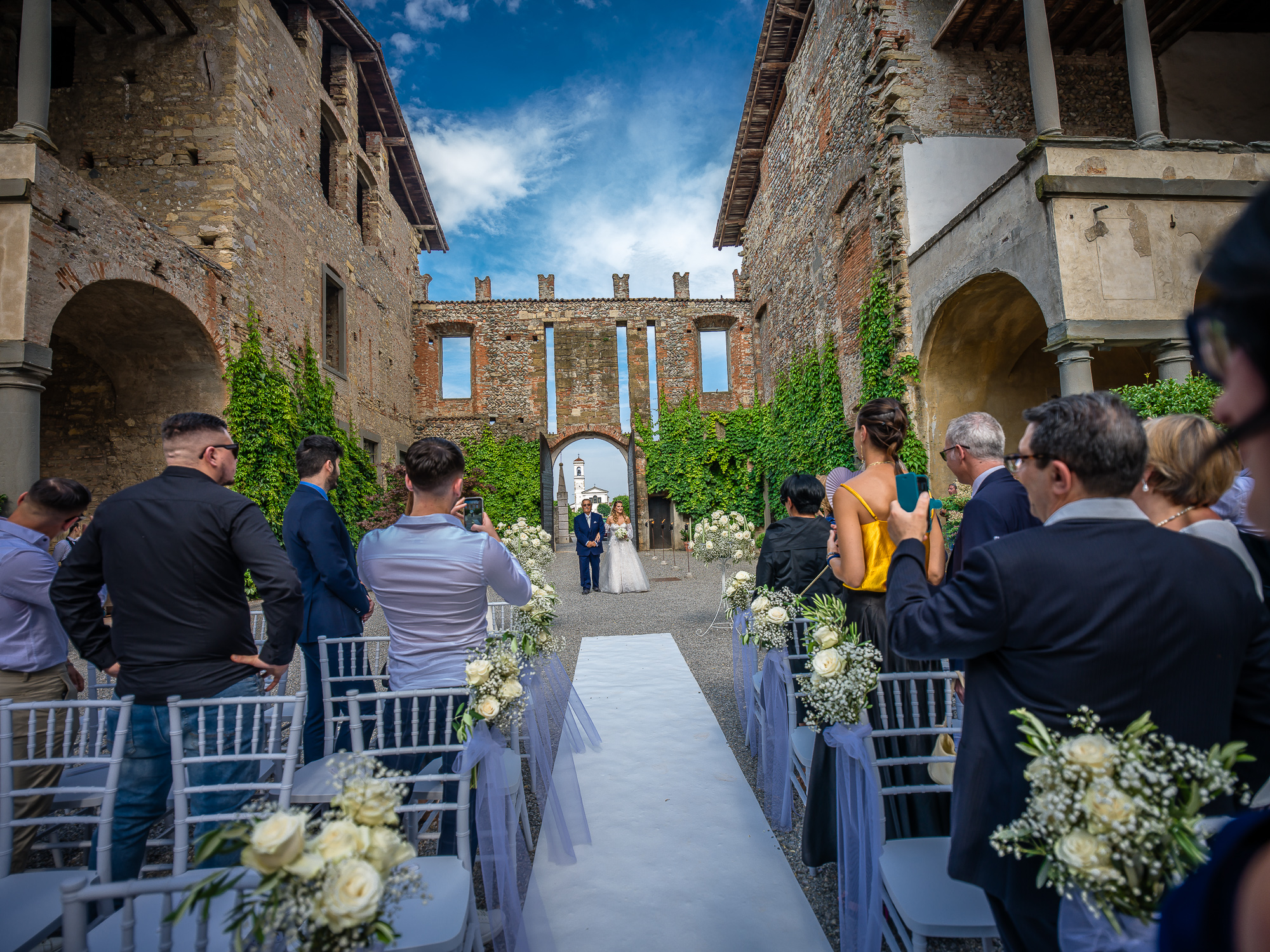 Castello di Cavernago (4).jpg