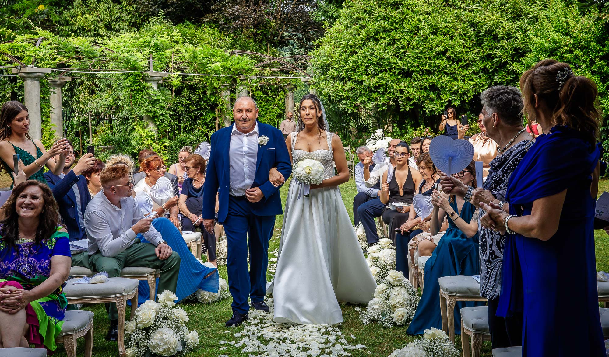 La Vacherie Matrimonio 2025,fotografo Bergamo,innamorati (26).jpg